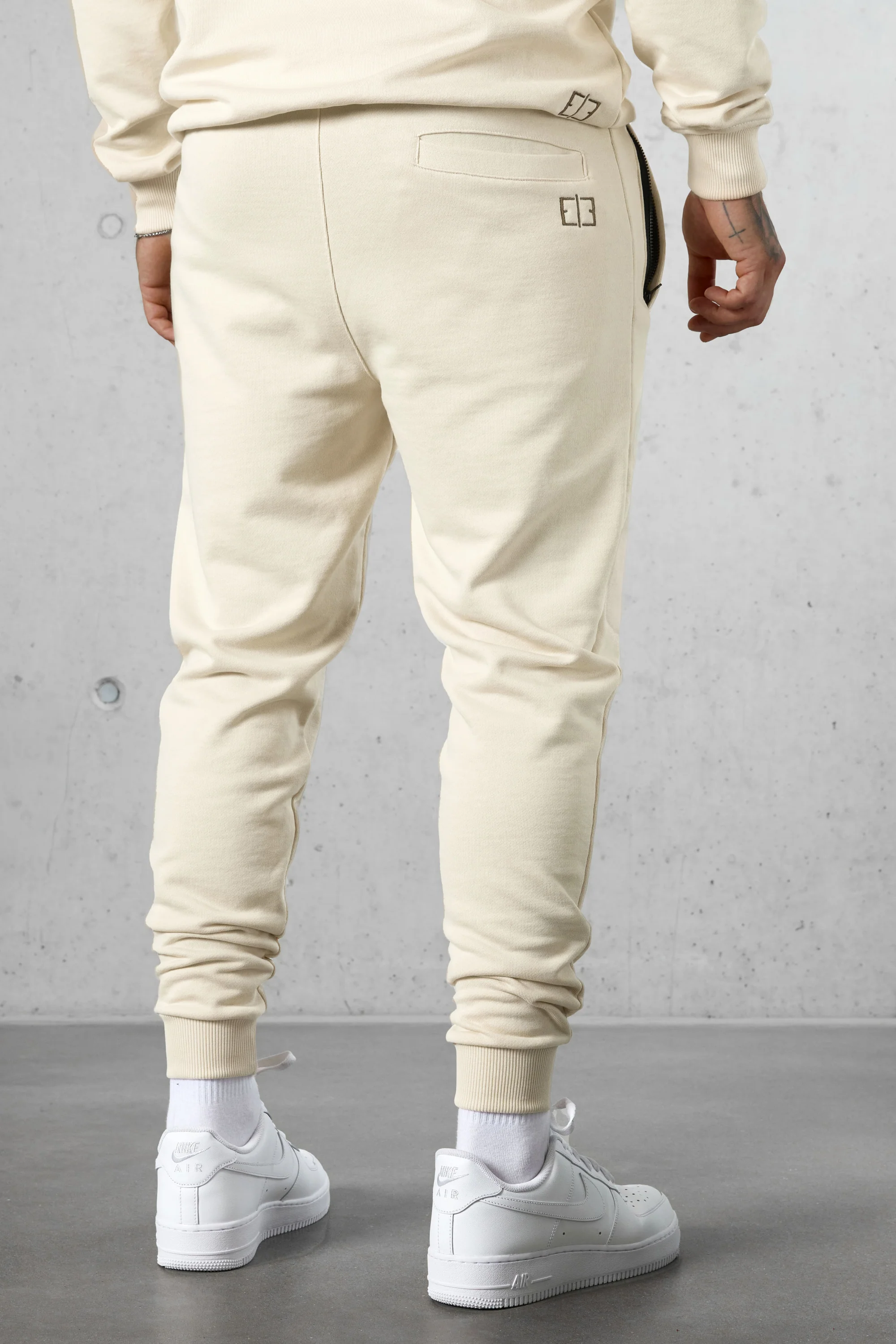 BEIGE BASIC SWEATPANTS - Image 4