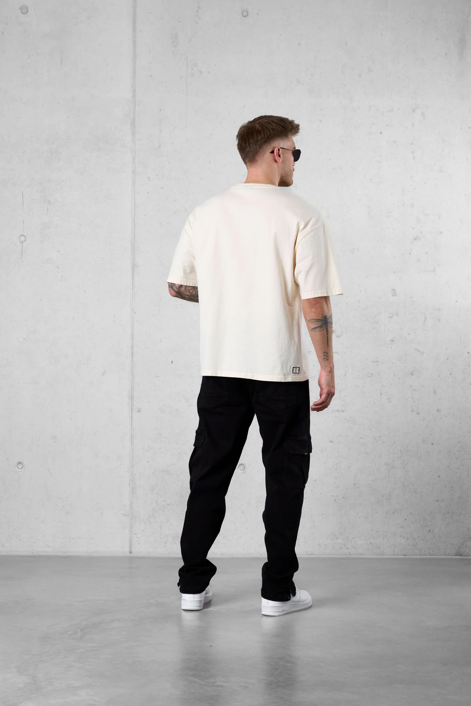 BEIGE DISCREET OVERSIZED TEE - Image 4