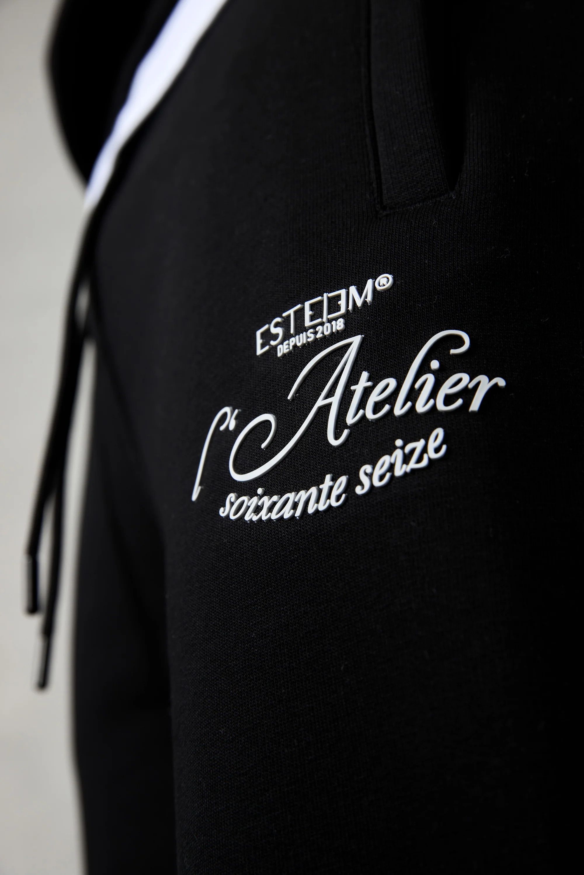 BLACK L'ATELIER 76 BUTTONS JOGGER - Image 5