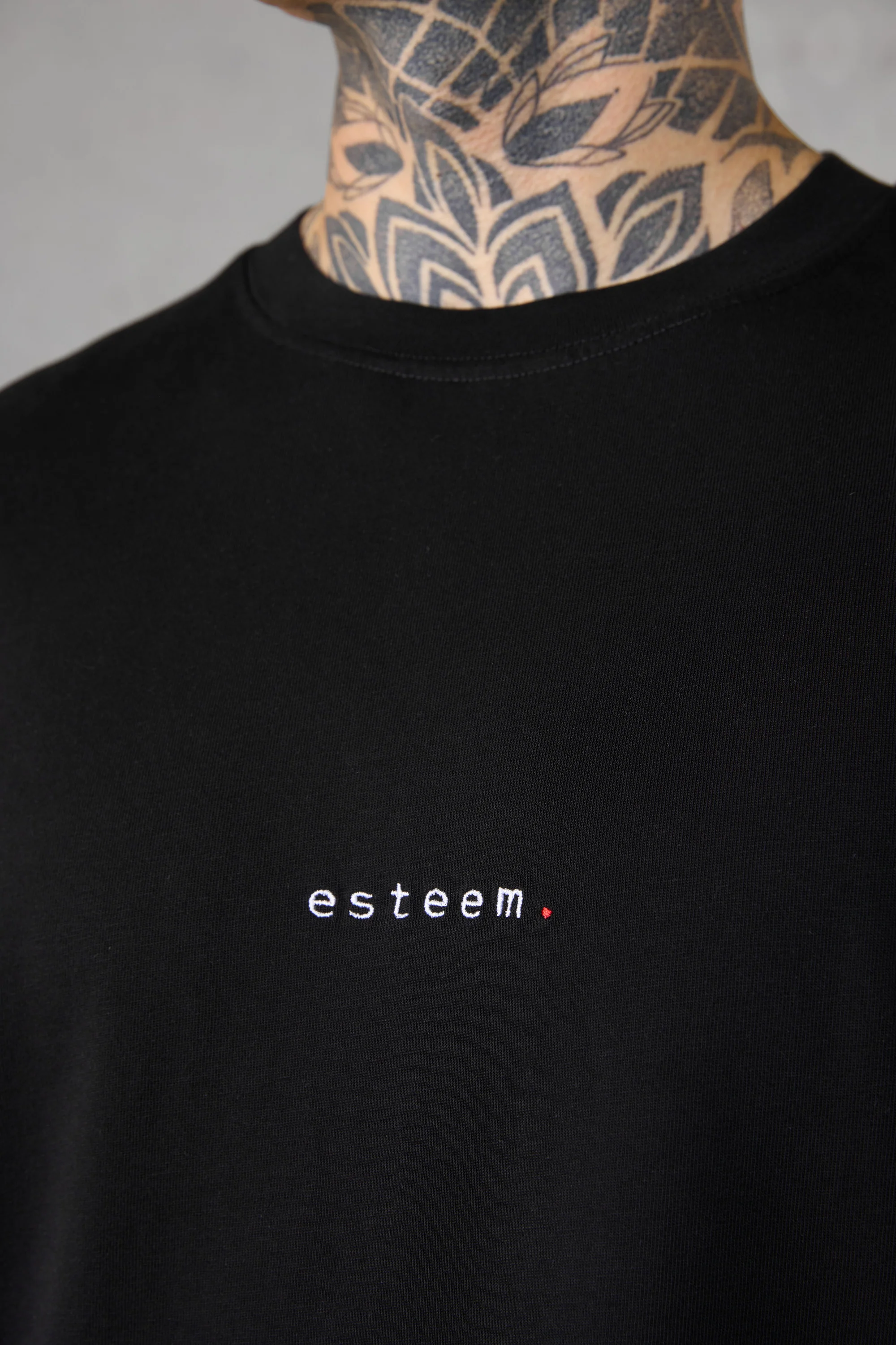 BLACK TYPEWRITER LONGSLEEVE - Image 5