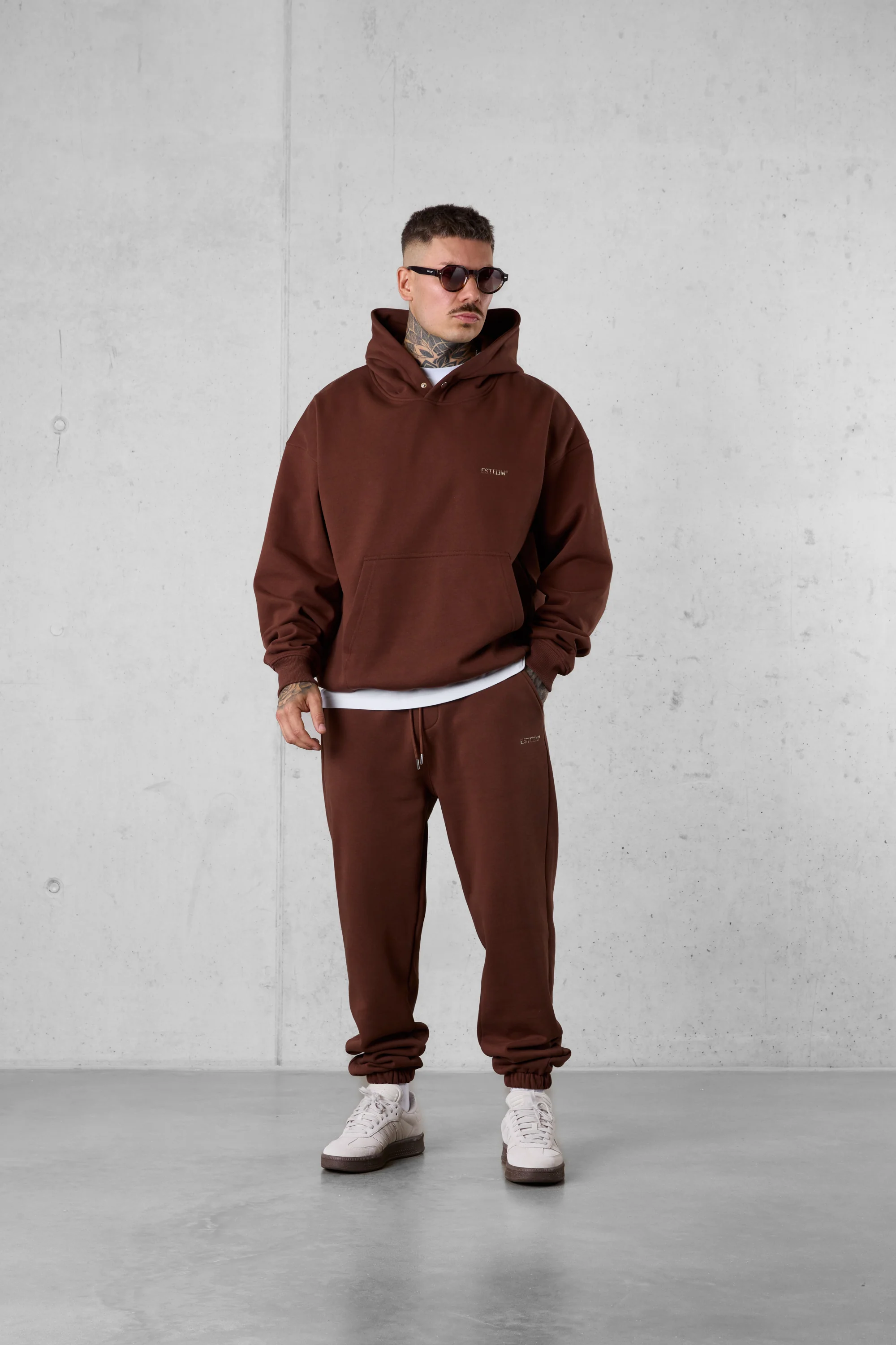 DOWNTOWNBROWN ESSENTIAL OVERSIZED HOODIE - Image 3