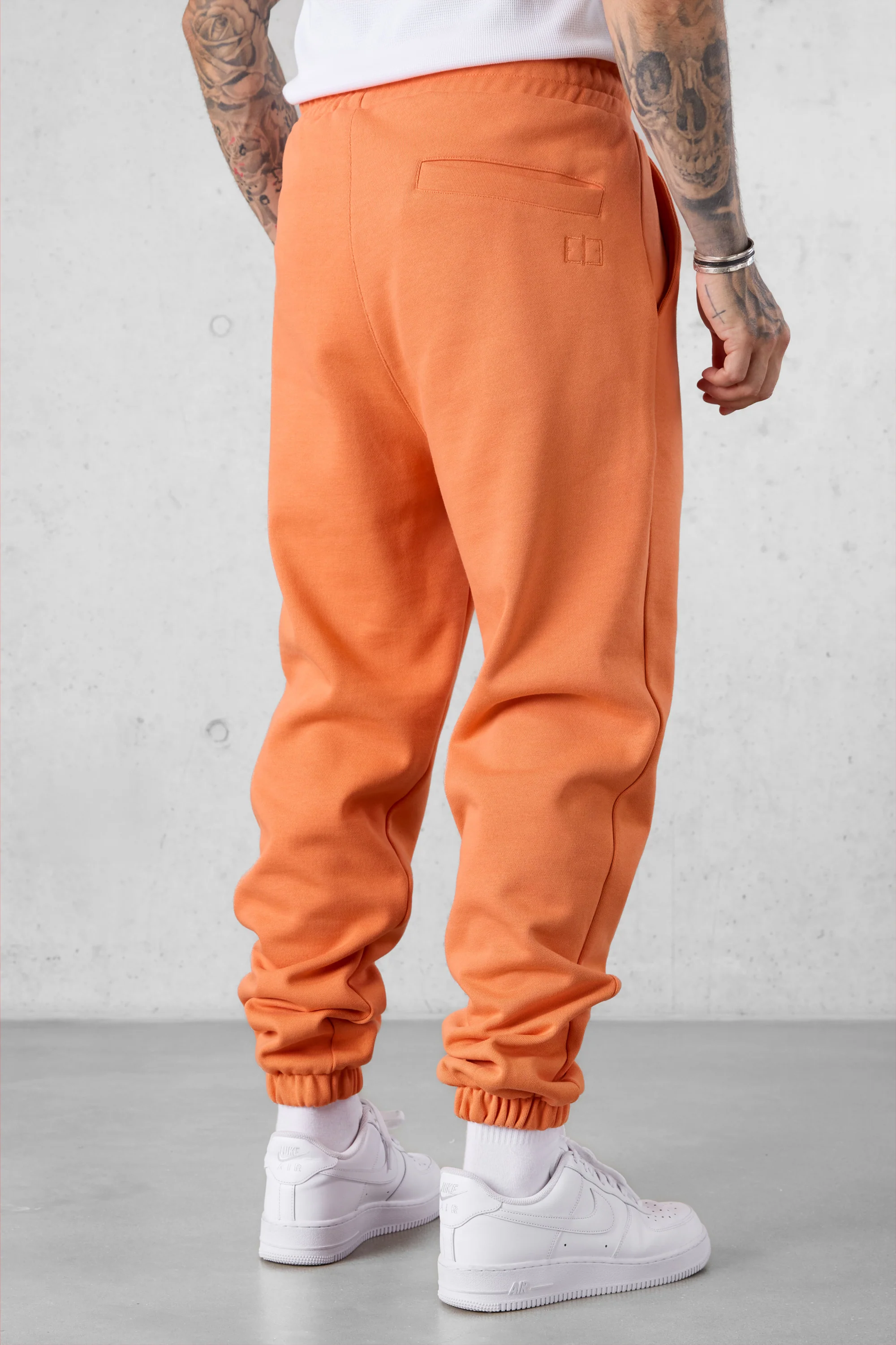 DUSTYORANGE ESSENTIAL JOGGER - Image 4