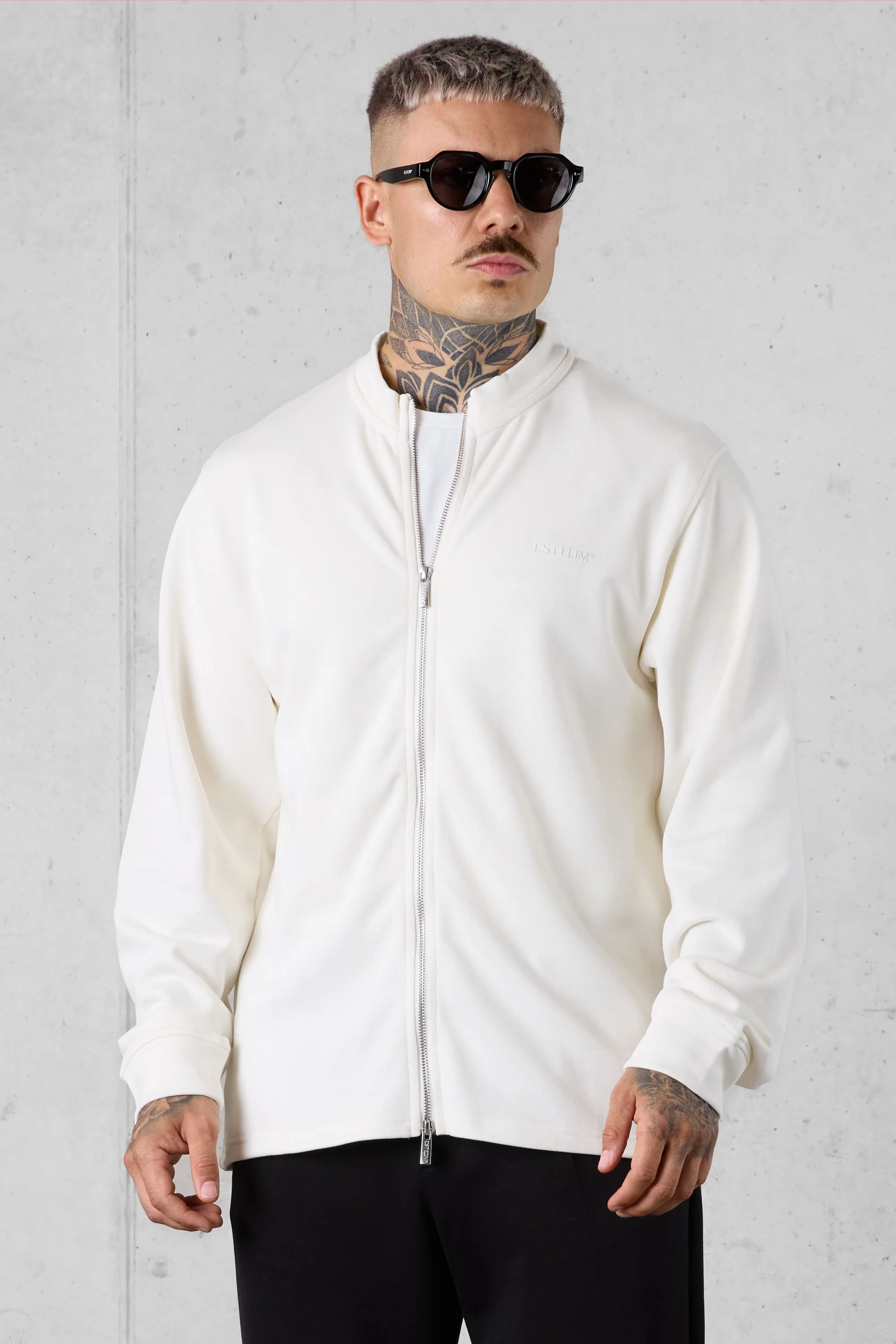 OFFWHITE ESSENTIAL ZIP SWEATER - Image 3