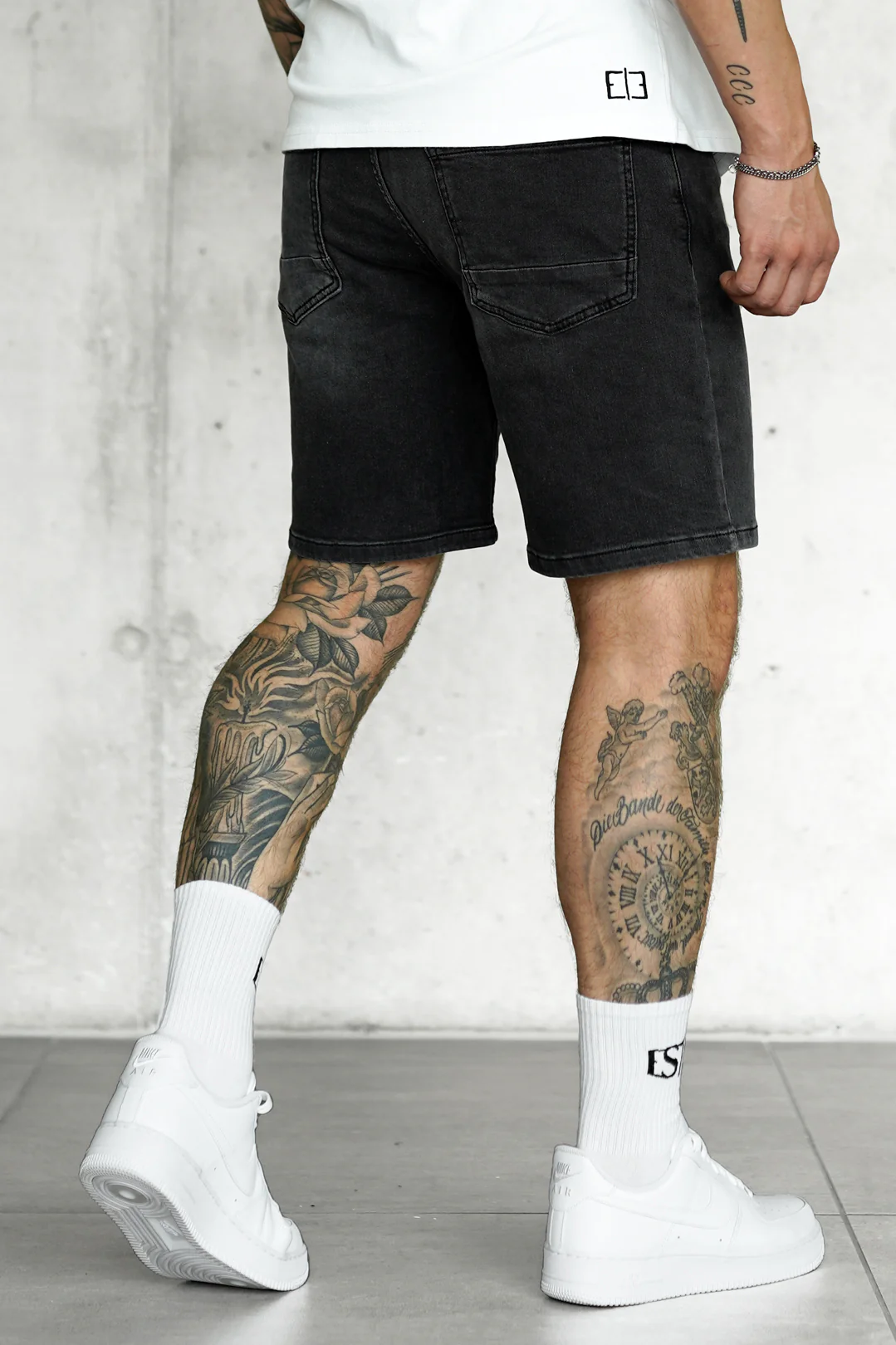 WASHED BLACK BASIC JEANSSHORTS - Image 4