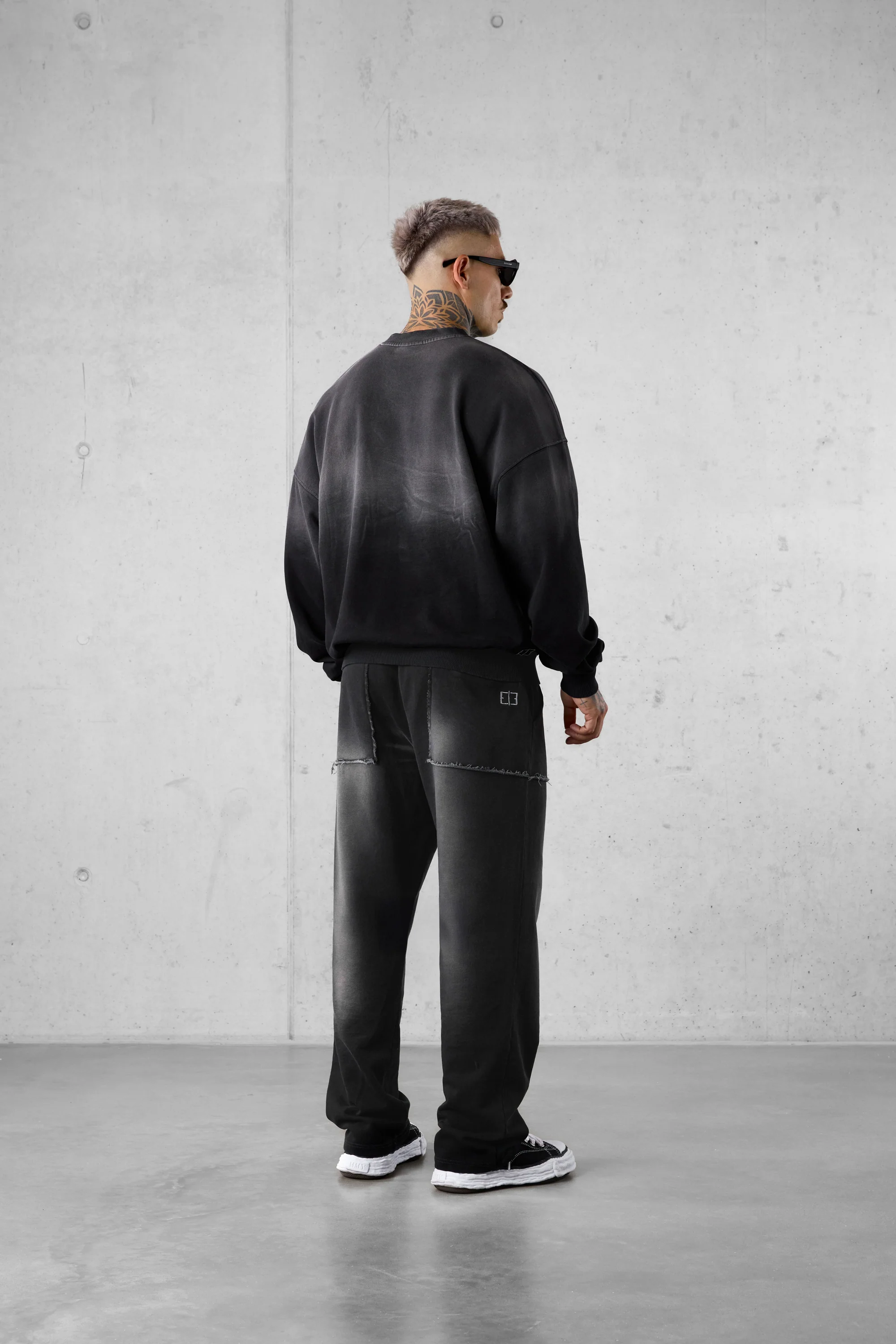 WASHED GREY ICON LOOSE SWEATPANTS - Image 3