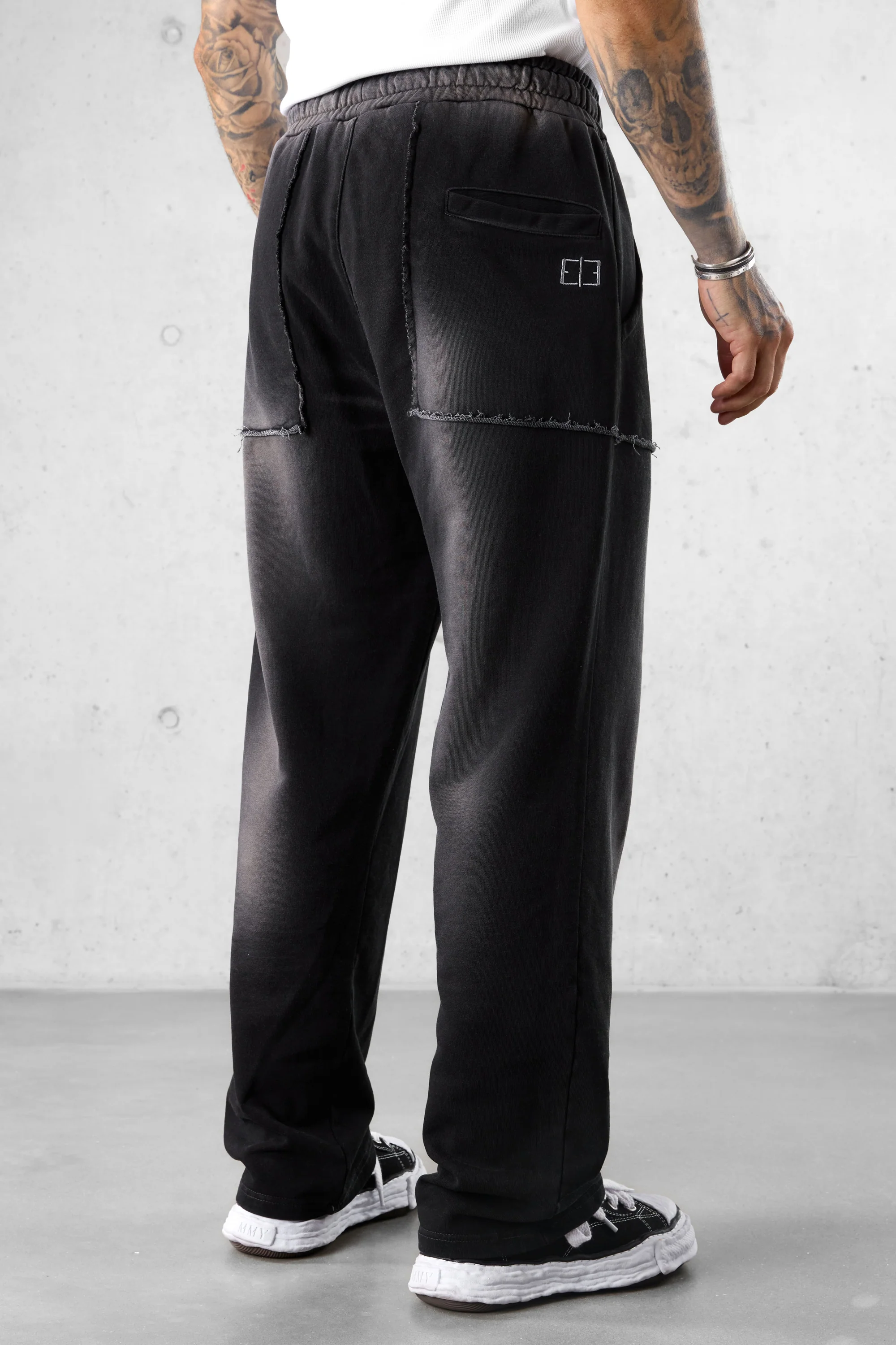 WASHED GREY ICON LOOSE SWEATPANTS - Image 5