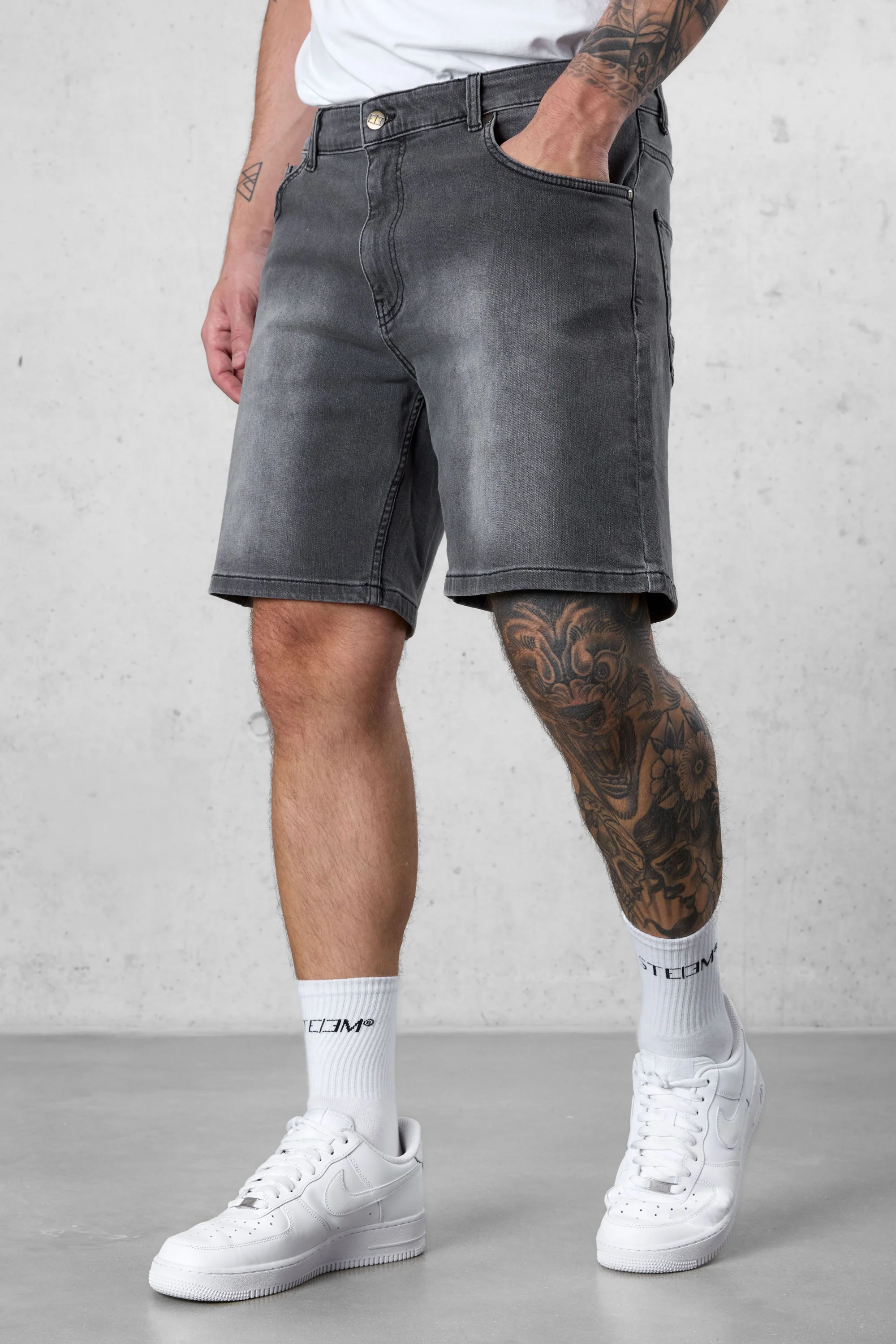 WASHED LIGHTGREY BASIC JEANSSHORTS - Image 3
